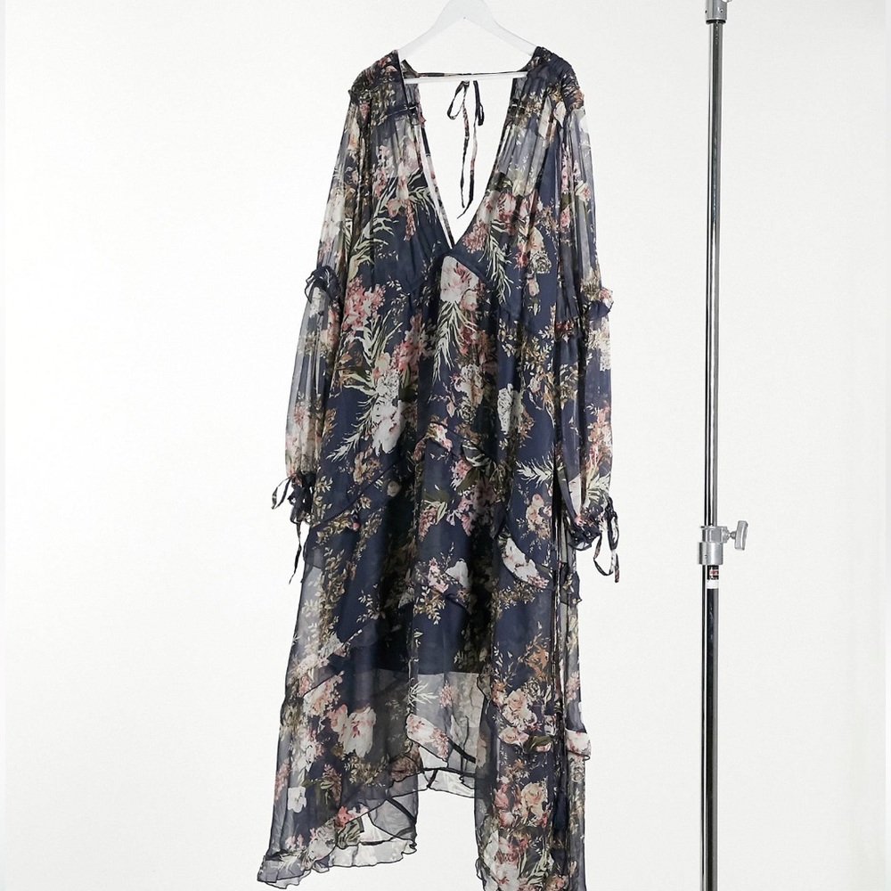 ASOS Design Curve Tiered Maxi Dress in Navy Floral Print w/ Lace Trim